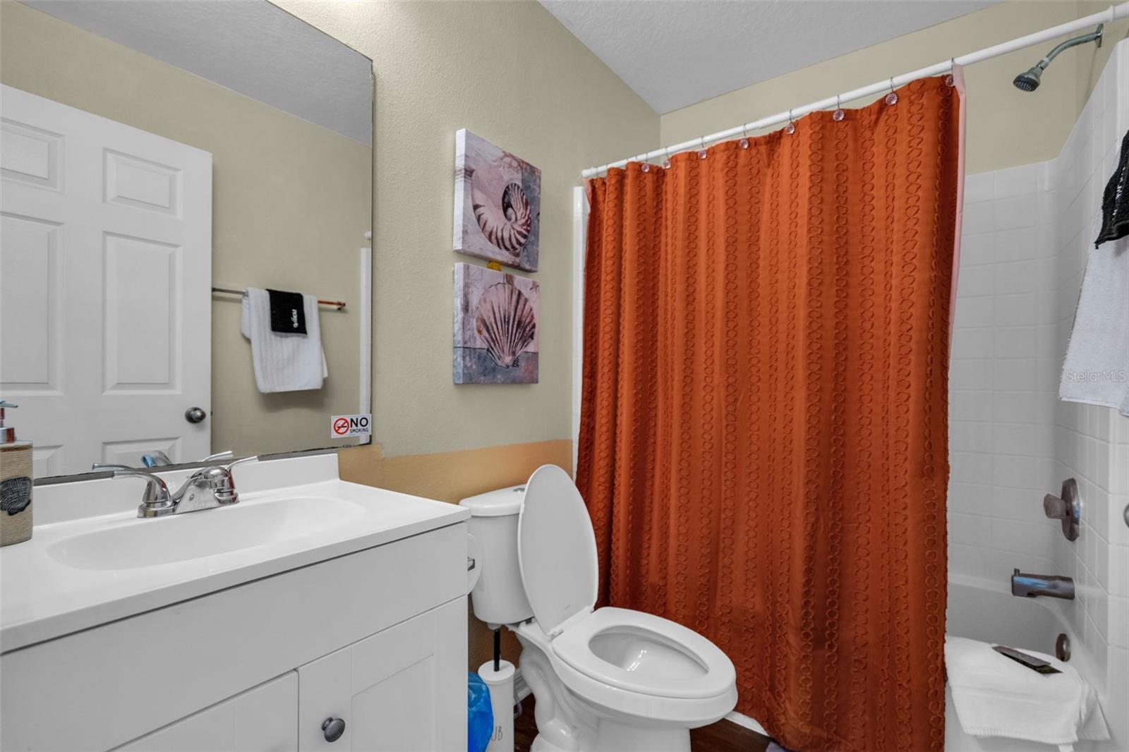 HAMPTON ESTATES - Residential