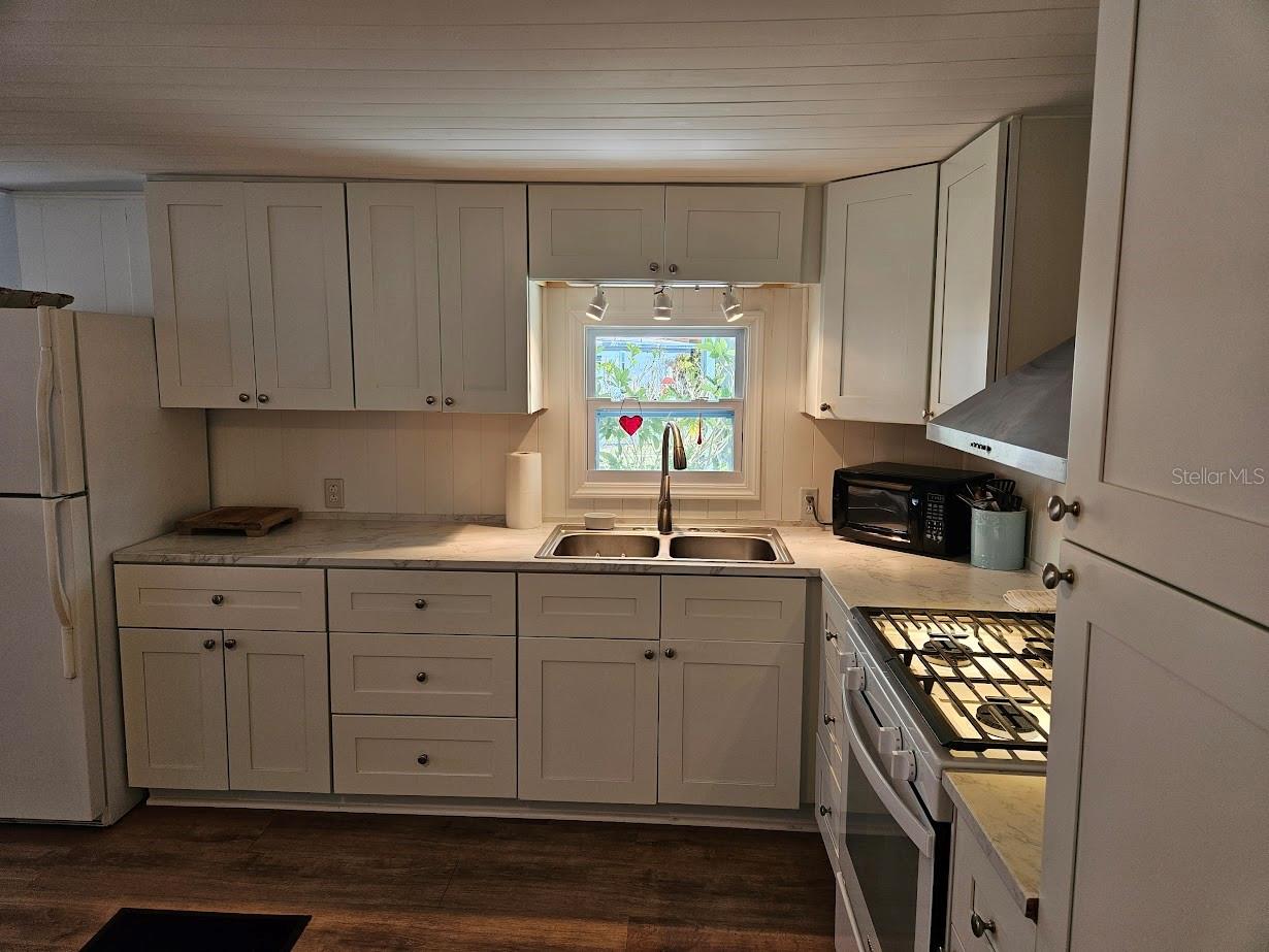 OAK GROVE - Residential