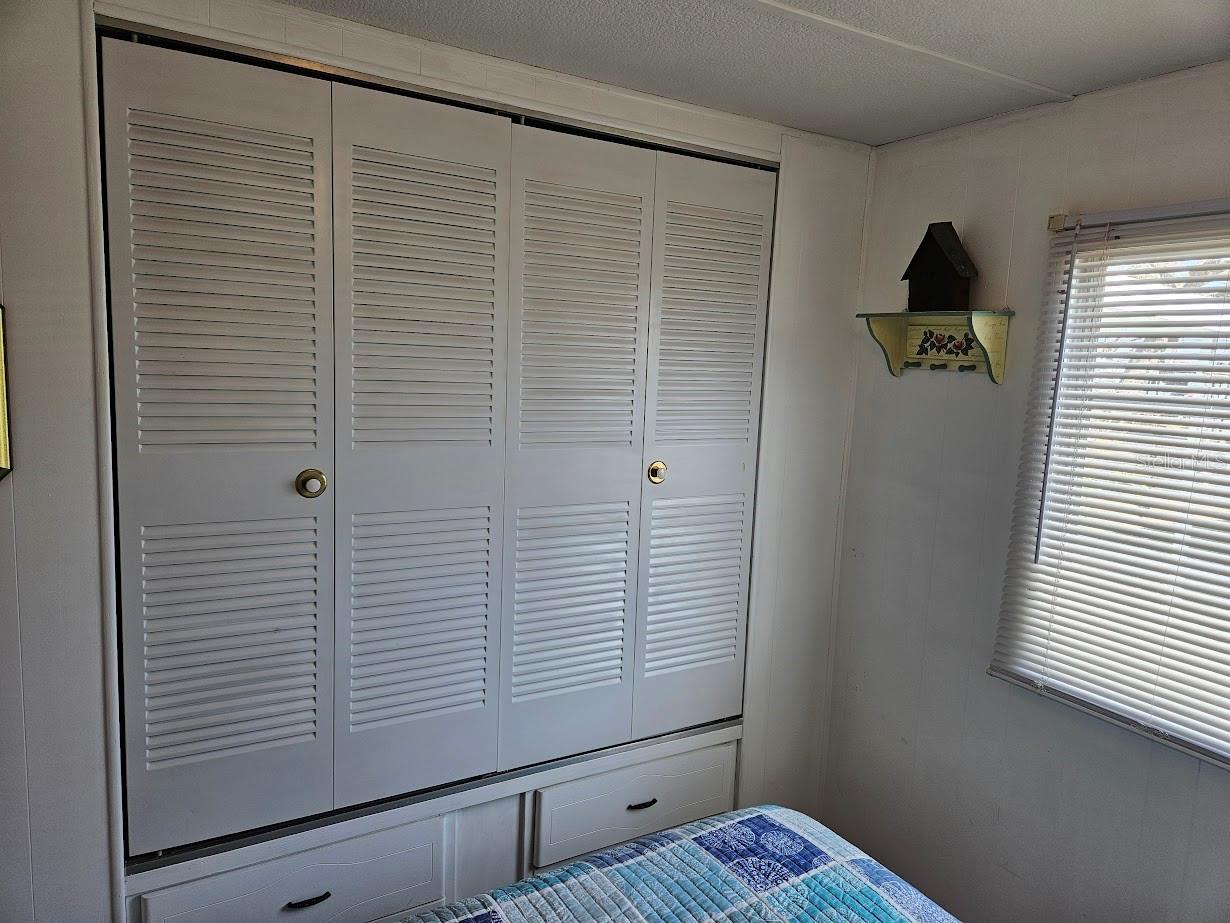 OAK GROVE - Residential