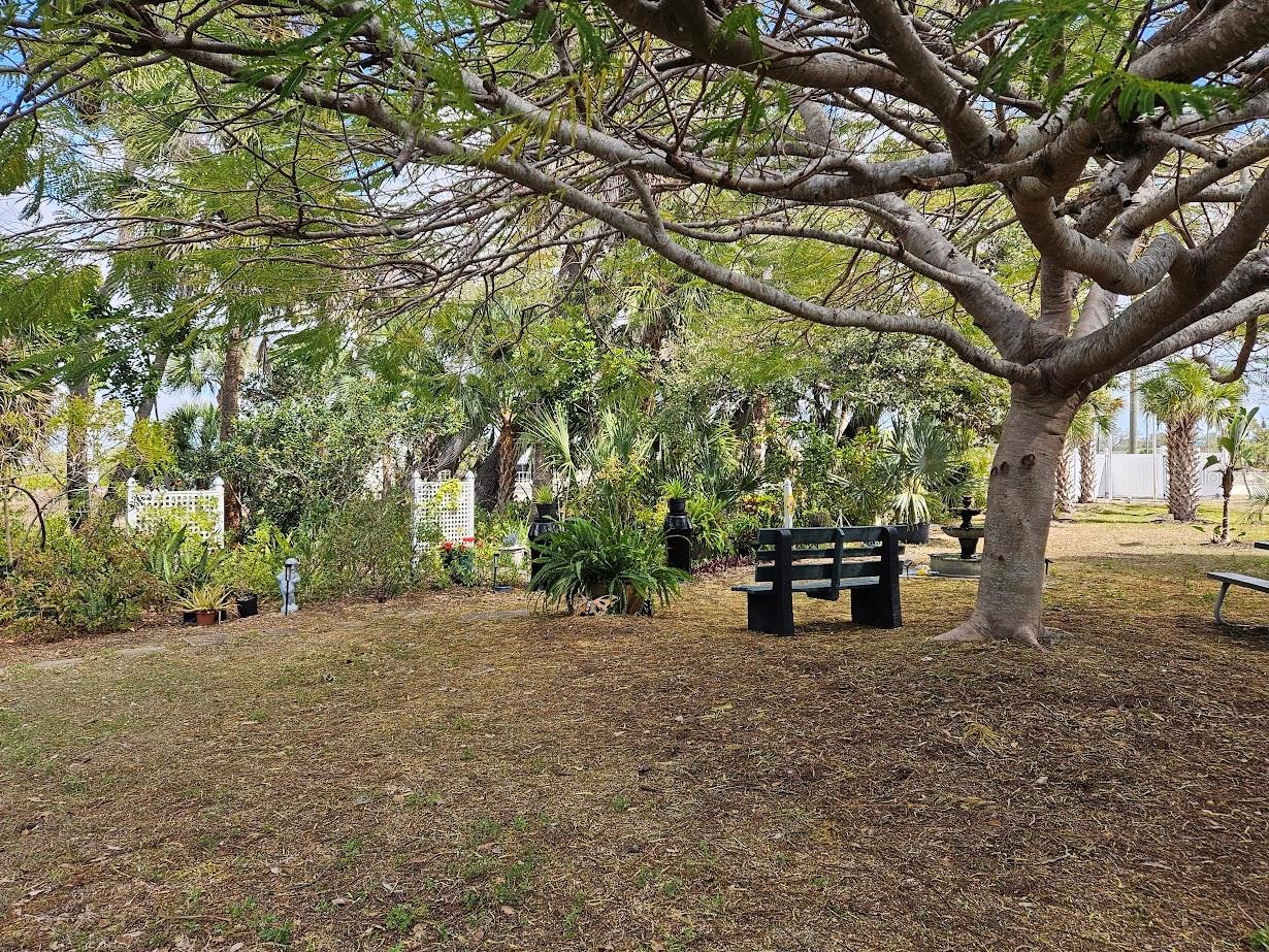 OAK GROVE - Residential