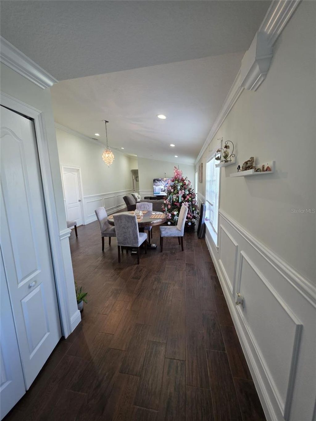 Photo of 600 Georgia Avenue, Saint Cloud, FL 34769 (MLS # S5141302)