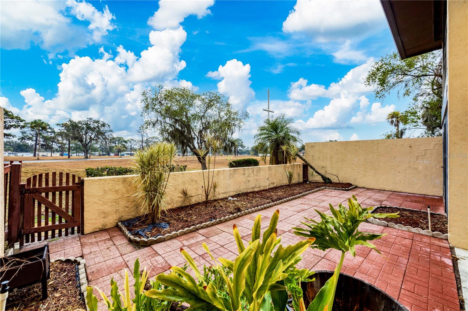 GLORY GARDENS AT CHRISTIAN RETREAT I - Residential