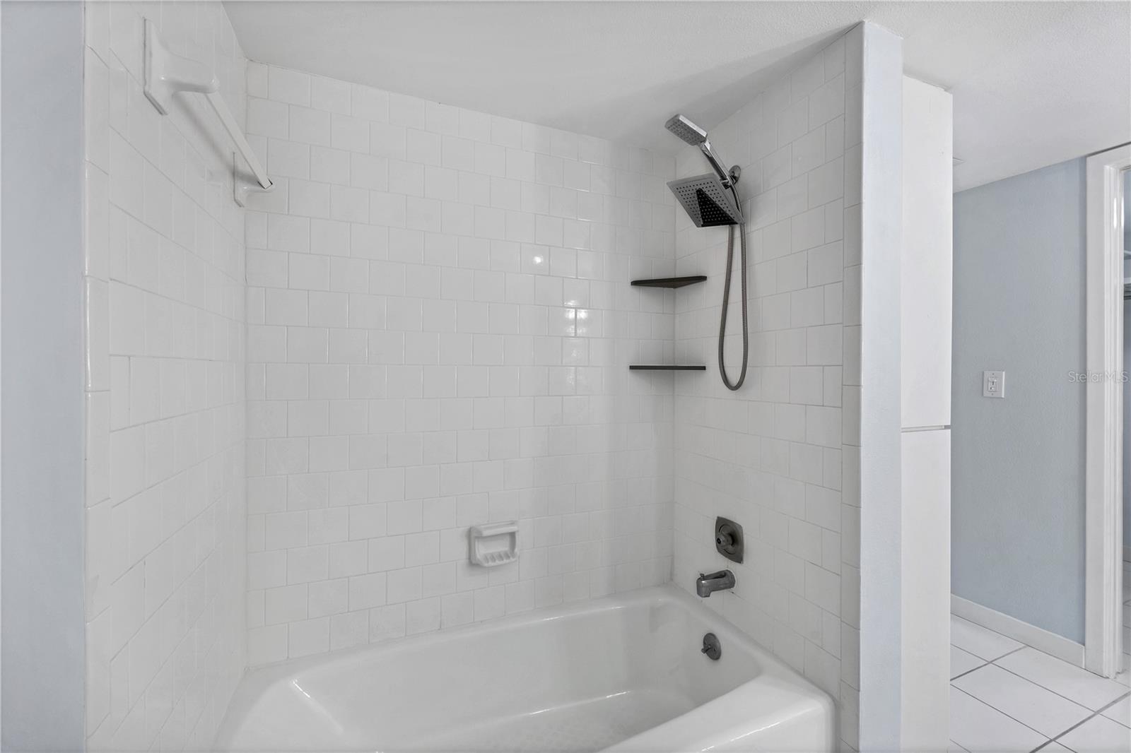 GLORY GARDENS AT CHRISTIAN RETREAT I - Residential