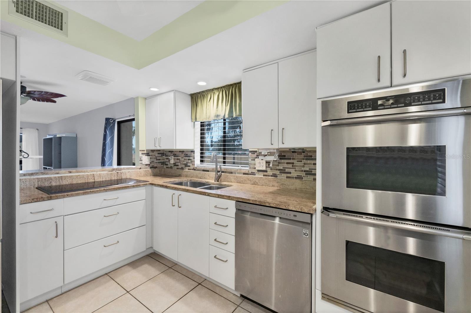 GLORY GARDENS AT CHRISTIAN RETREAT I - Residential