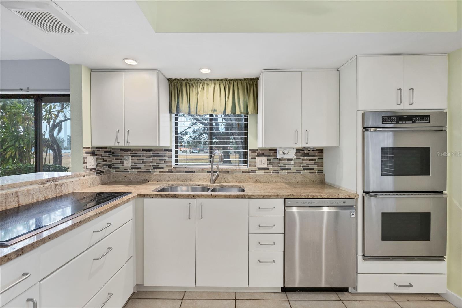 GLORY GARDENS AT CHRISTIAN RETREAT I - Residential