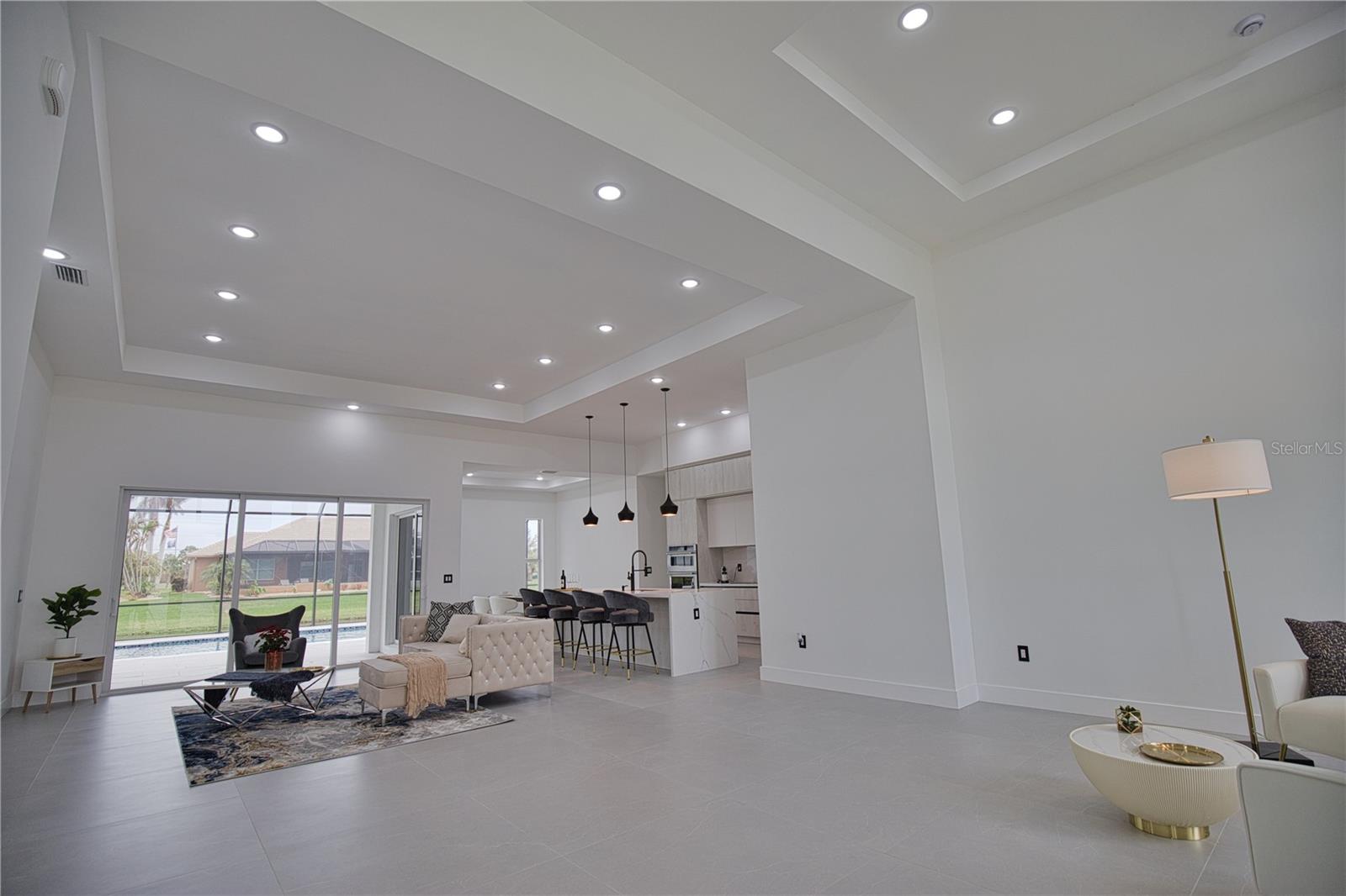 ROTANDA WEST PINE VLY - Residential