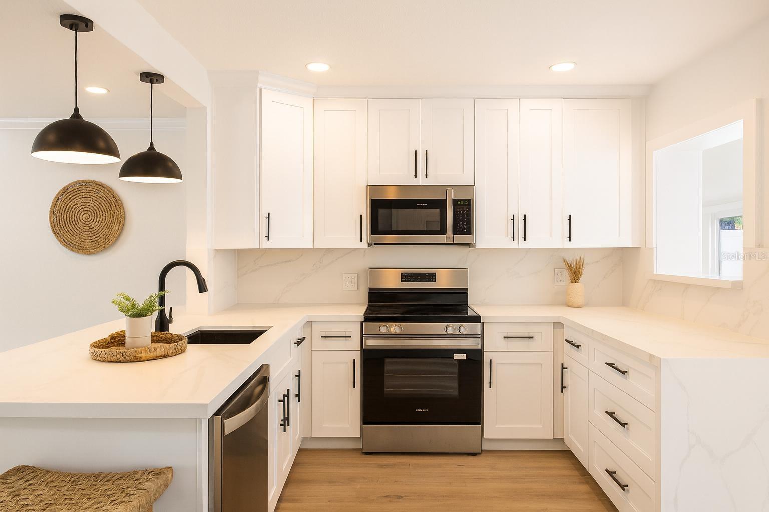BAY POINT ESTATES 1ST ADD - Residential