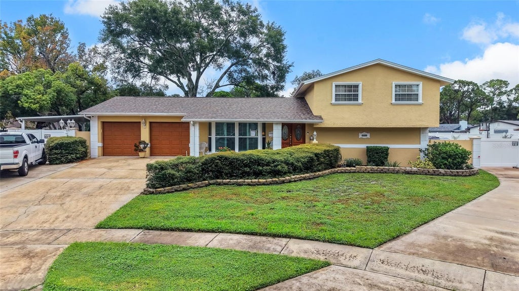 Photo of 8344 Fountain Avenue, Tampa, FL 33615 (MLS # TB8559033)