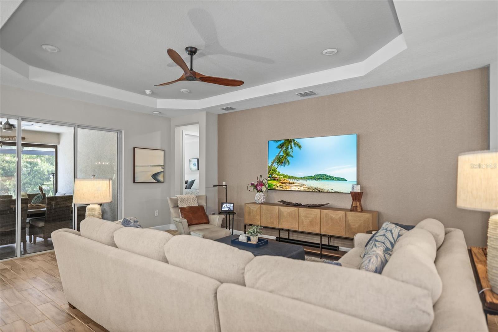 ESPLANADE/WIREGRASS - Residential