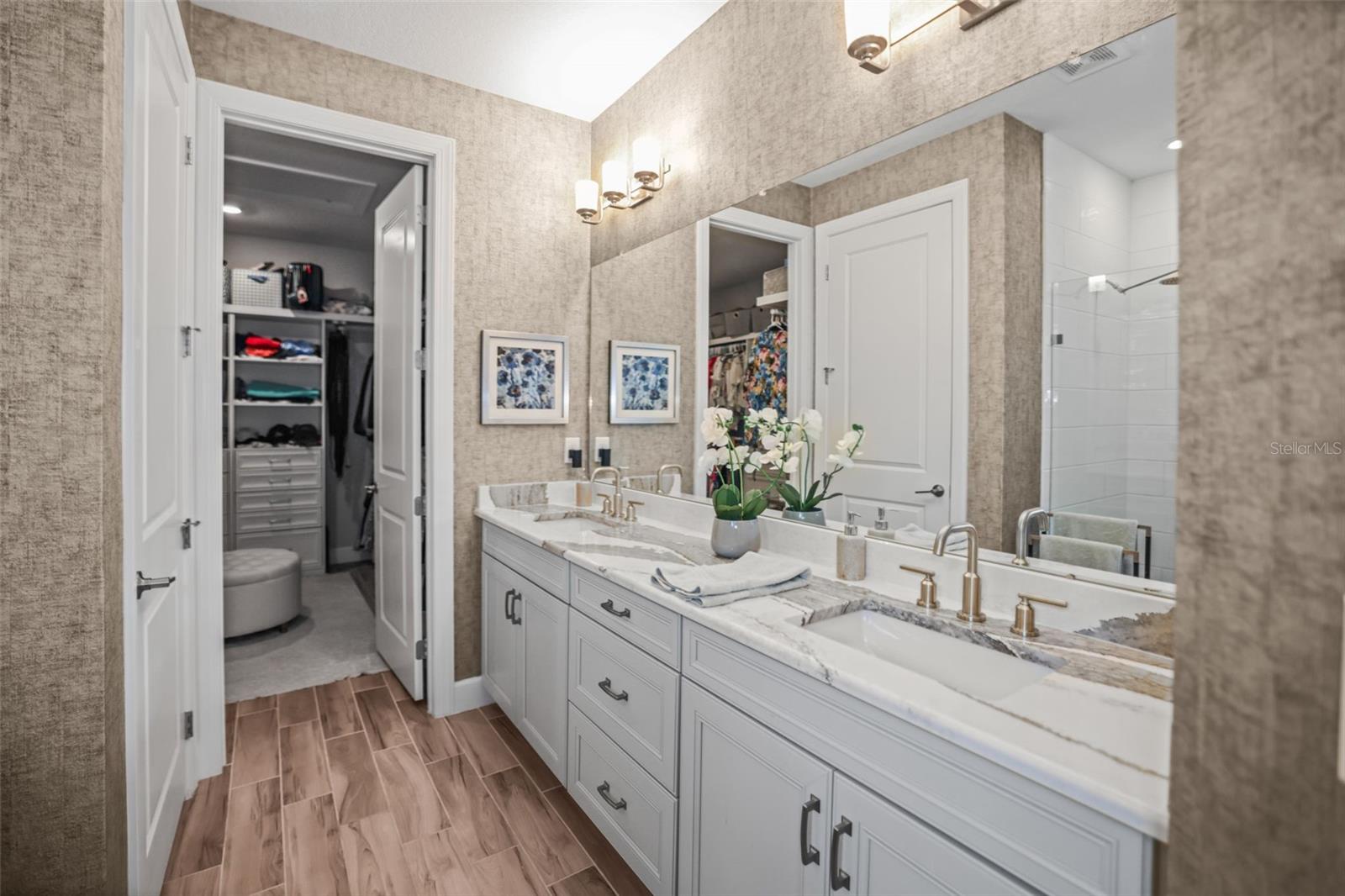 ESPLANADE/WIREGRASS - Residential