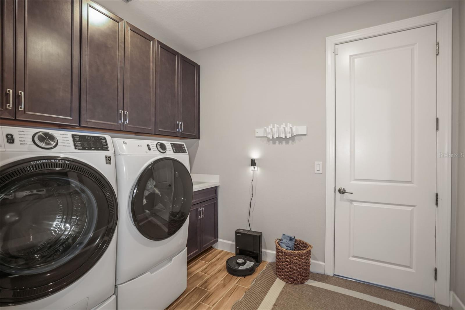 ESPLANADE/WIREGRASS - Residential