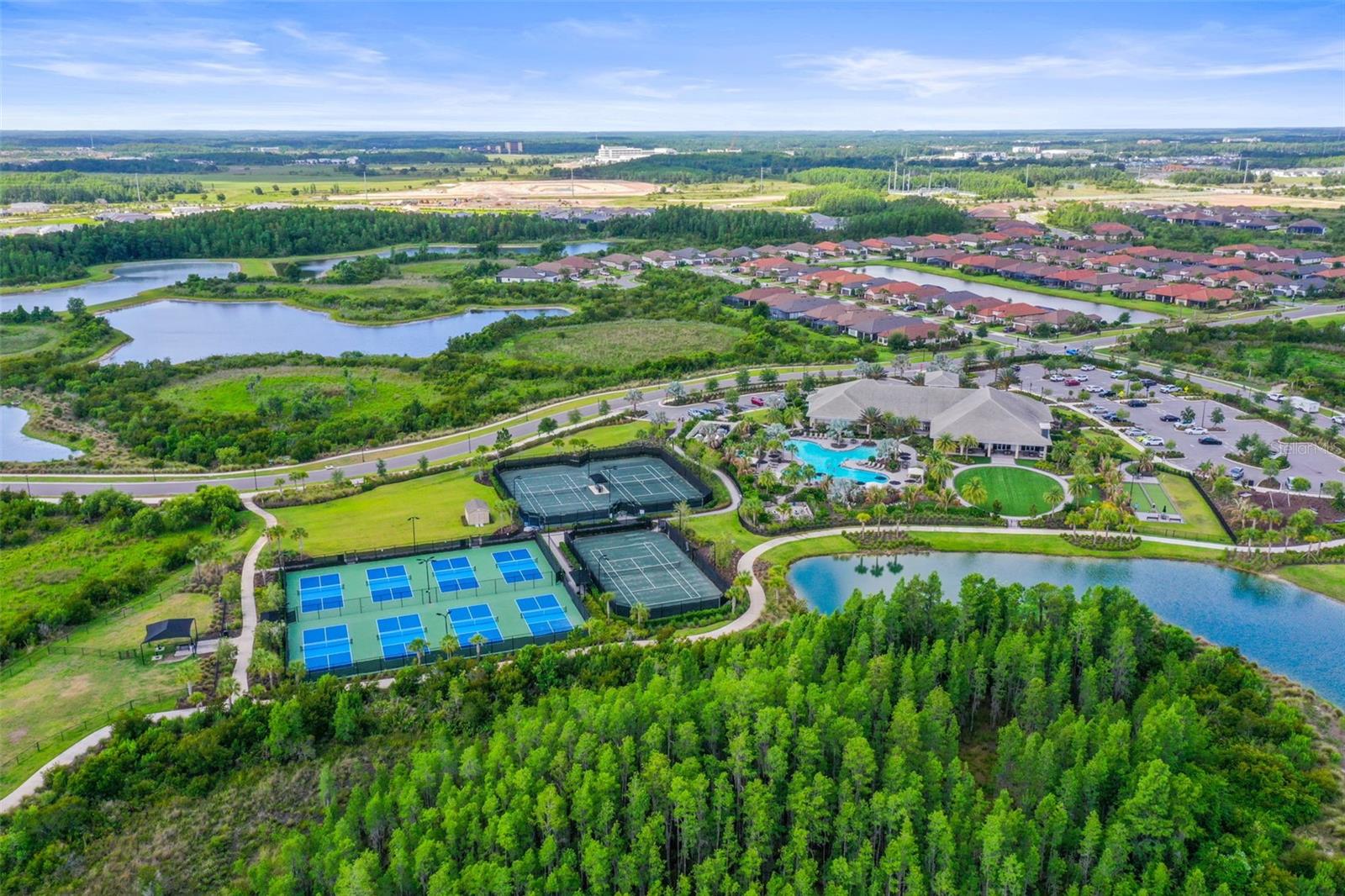 ESPLANADE/WIREGRASS - Residential