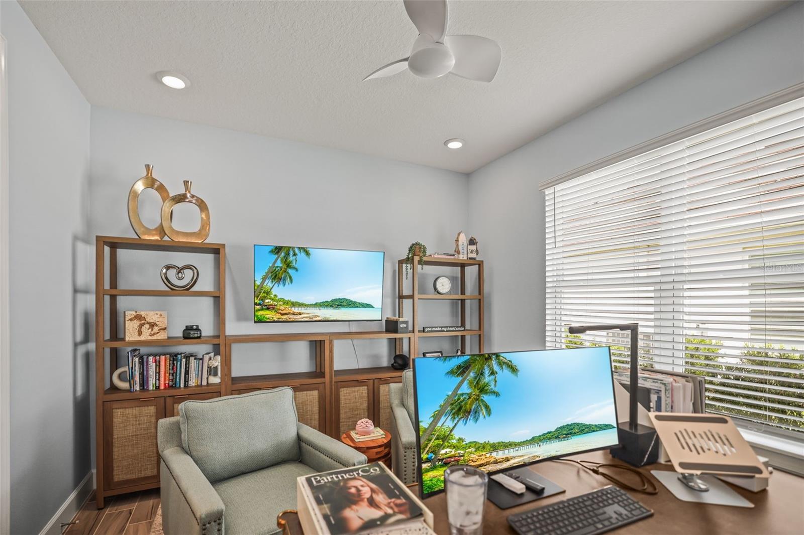 ESPLANADE/WIREGRASS - Residential