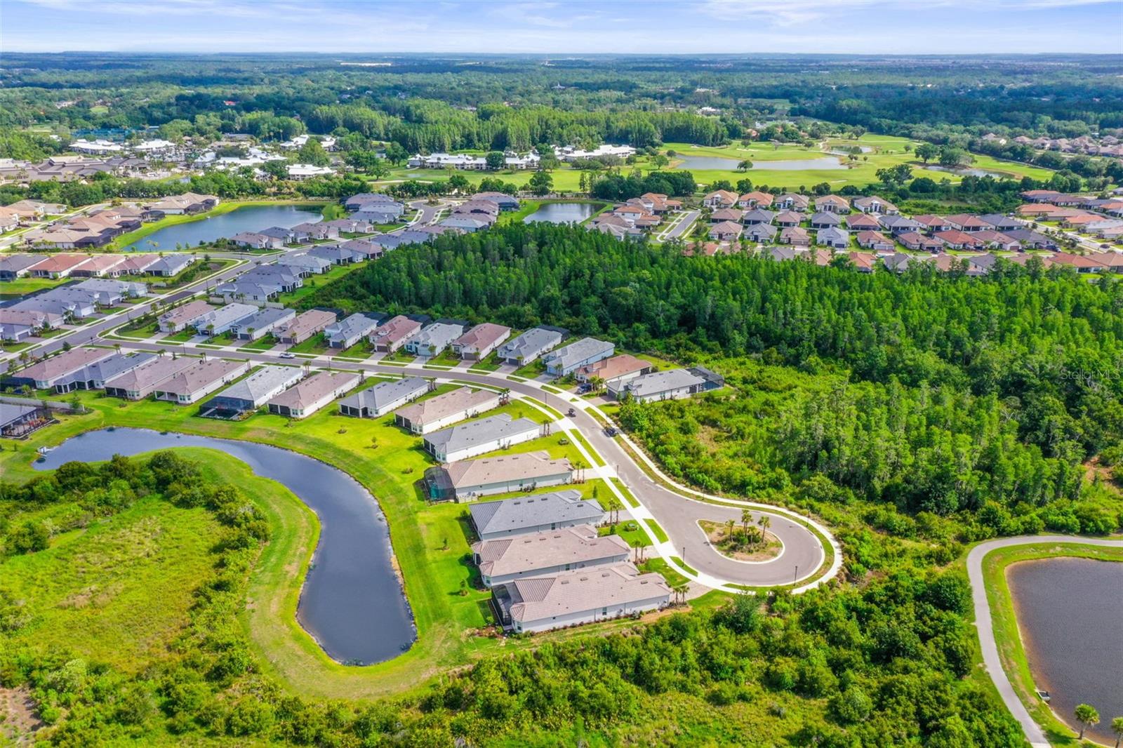 ESPLANADE/WIREGRASS - Residential