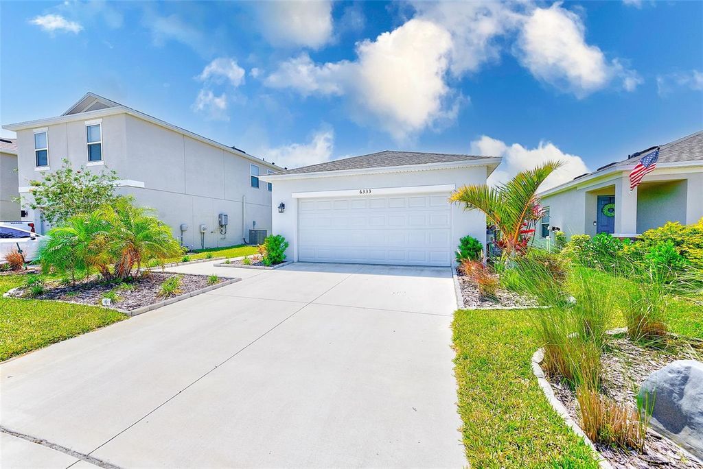 Photo of 6333 Milestone Loop, Palmetto, FL 34221 (MLS # TB8373900)