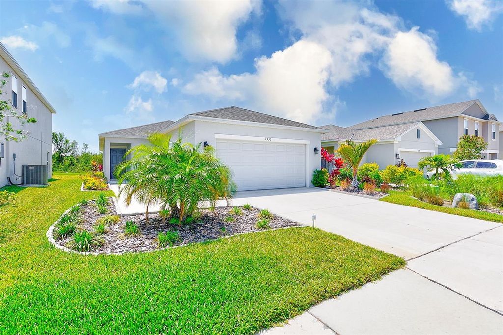 Photo of 6333 Milestone Loop, Palmetto, FL 34221 (MLS # TB8373900)