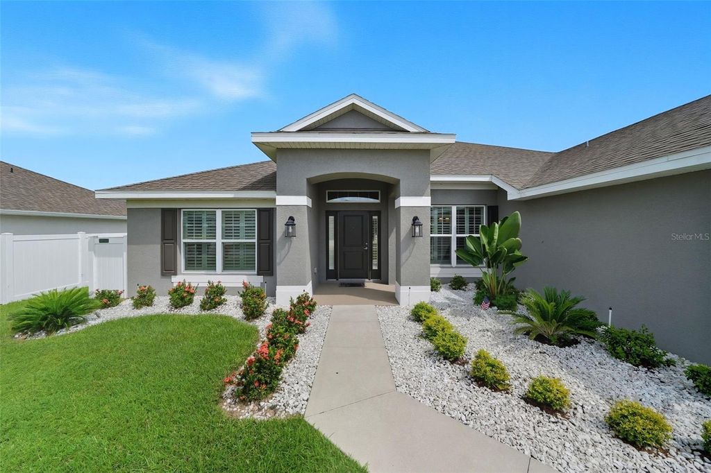 Photo of 5467 Knights Landing Drive, Lakeland, FL 33810 (MLS # L4956101)