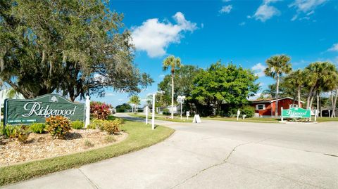 A home in ELLENTON