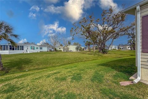 A home in ELLENTON