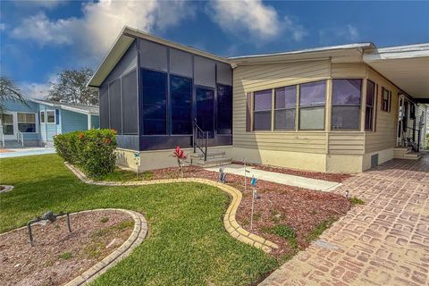 A home in ELLENTON