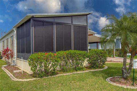 A home in ELLENTON