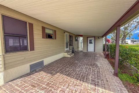 A home in ELLENTON