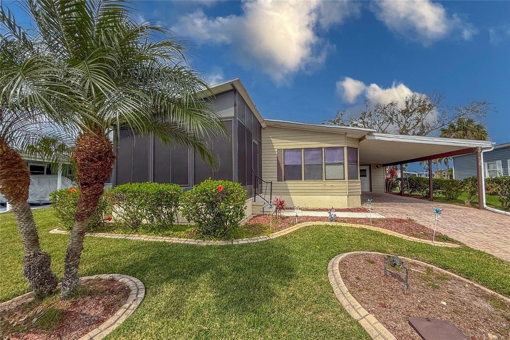 Photo of 135 Hummingbird Avenue, Ellenton, FL 34222 (MLS # A4641577)