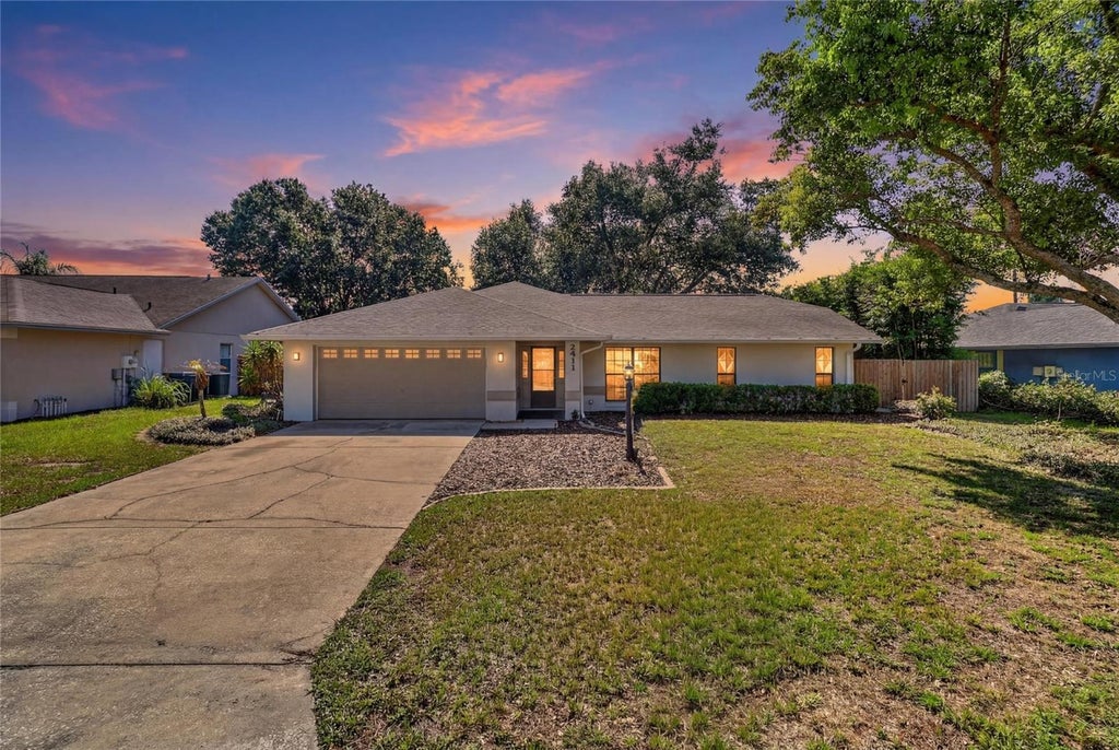 Photo of 7411 Floral Circle E, Lakeland, FL 33810 (MLS # L4956486)