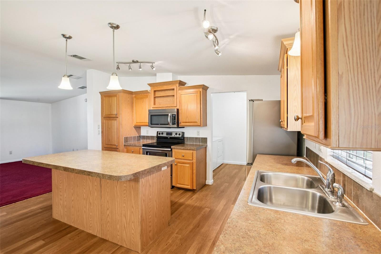 TREE LAND PARK - Residential