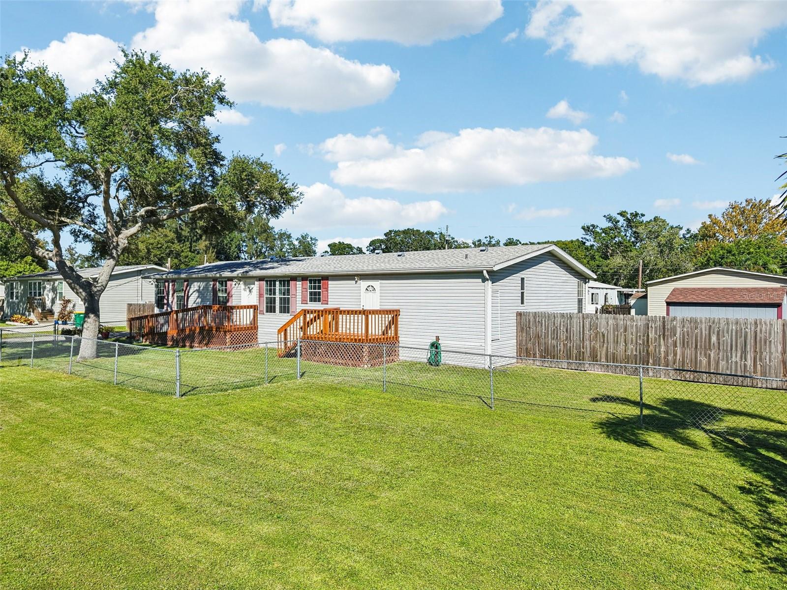TREE LAND PARK - Residential