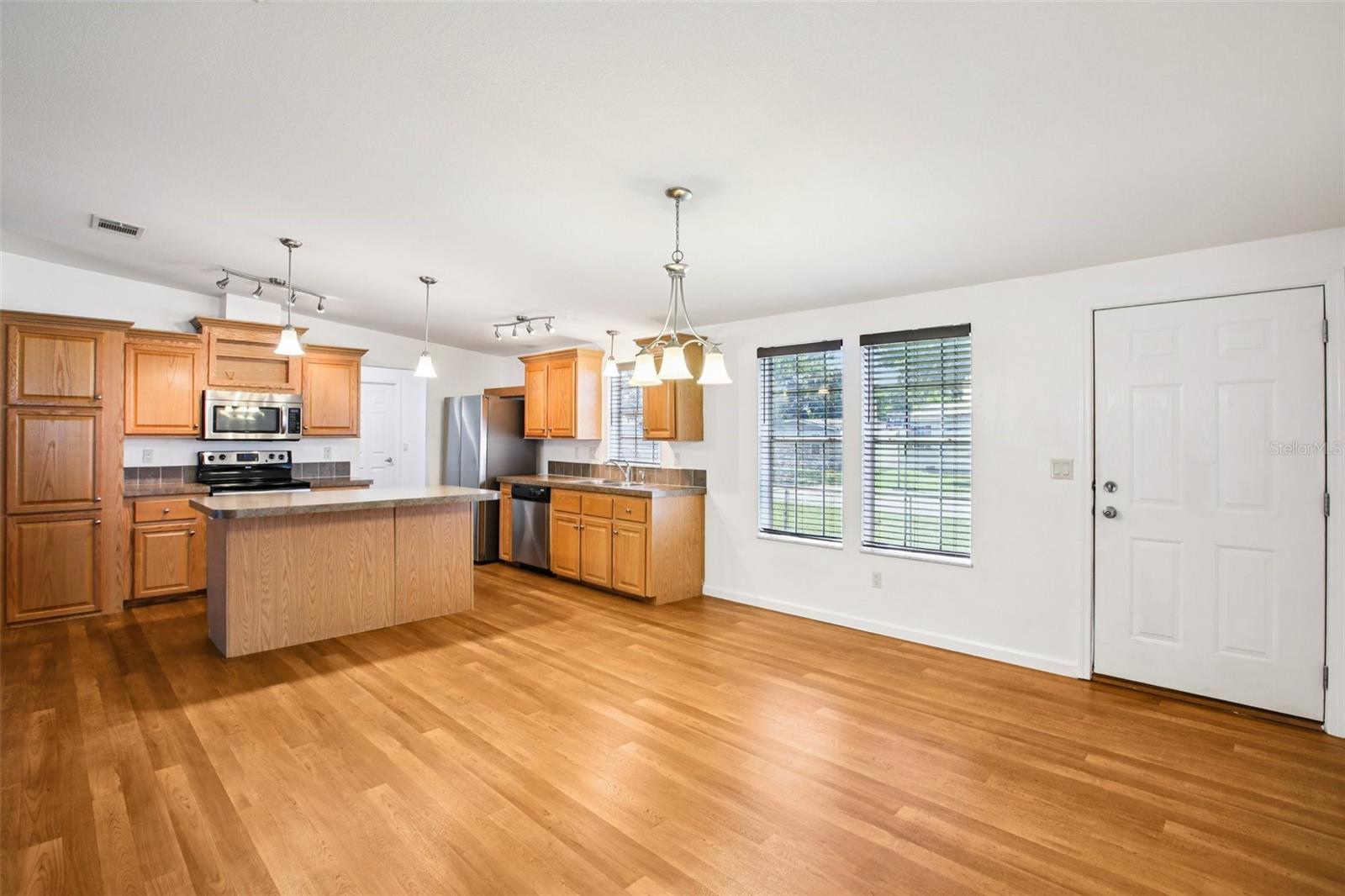 TREE LAND PARK - Residential