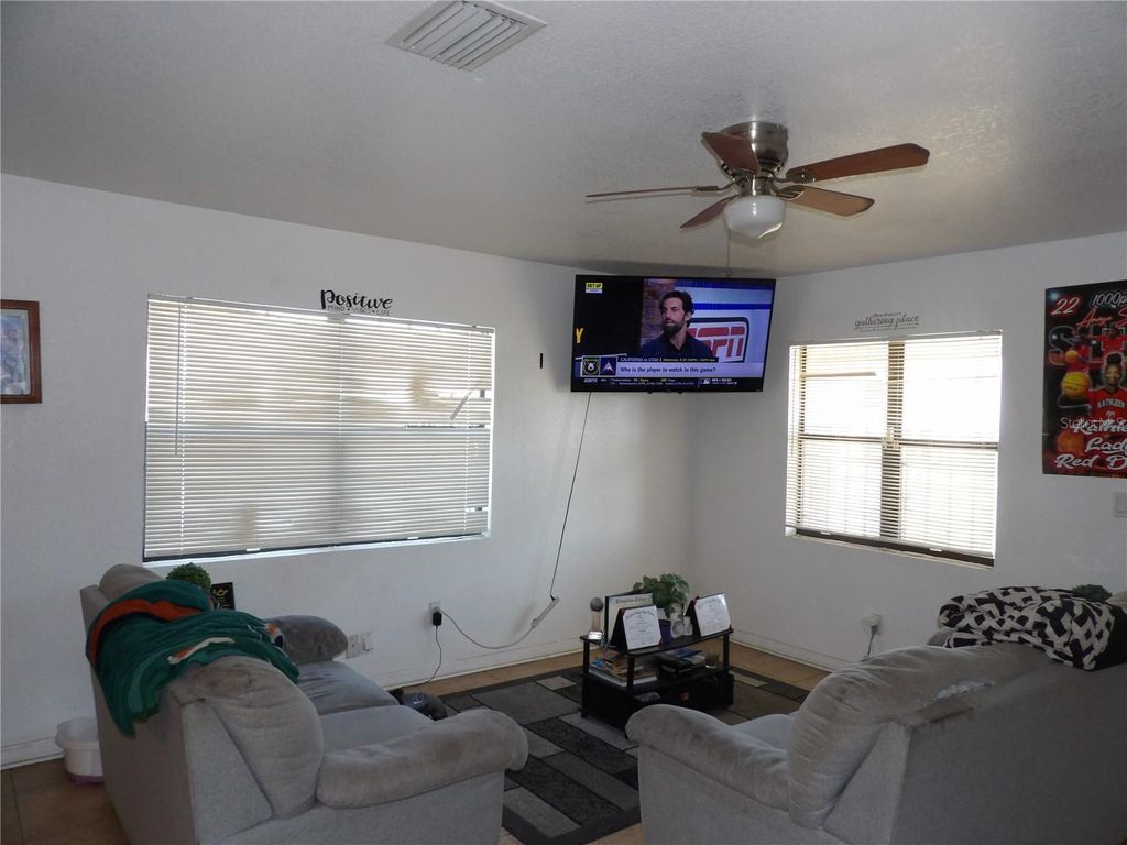 Photo of 216 W 10th Street, Lakeland, FL 33805 (MLS # TB8507369)