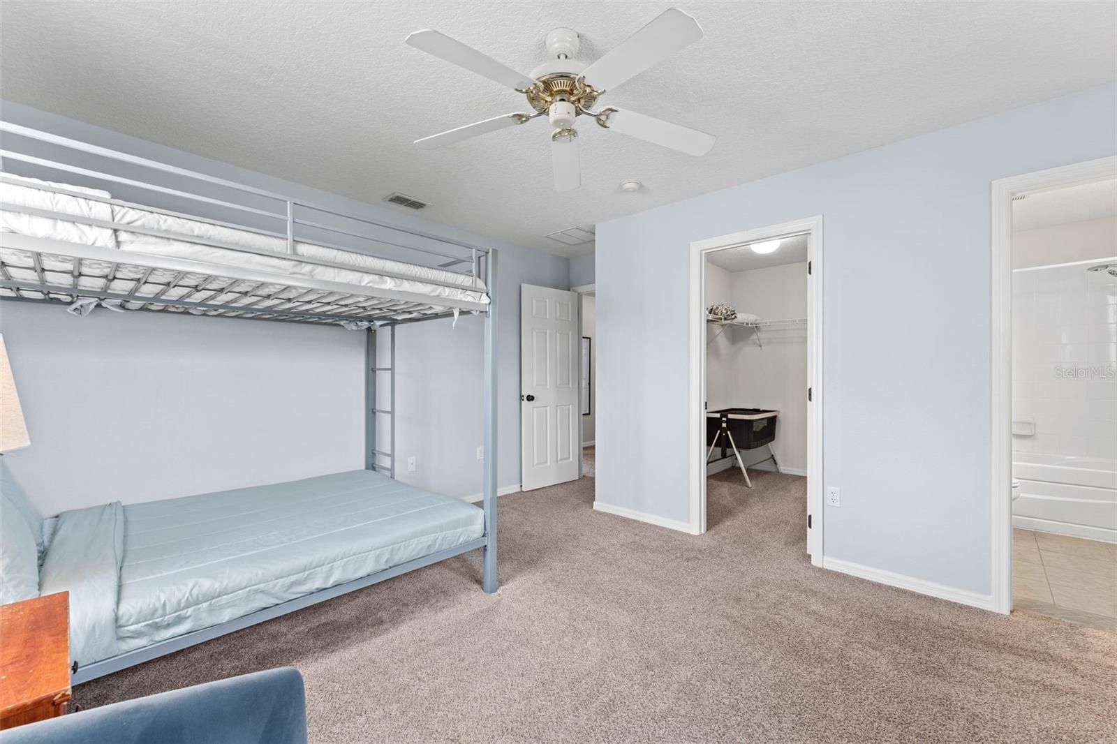 WINDWOOD BAY PH 02 - Residential