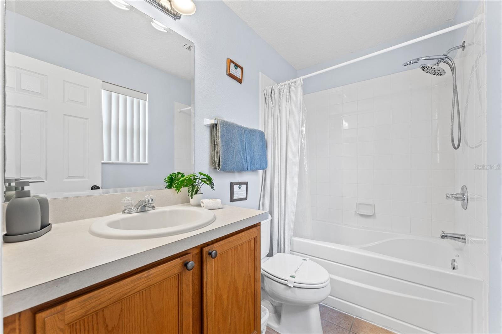 WINDWOOD BAY PH 02 - Residential