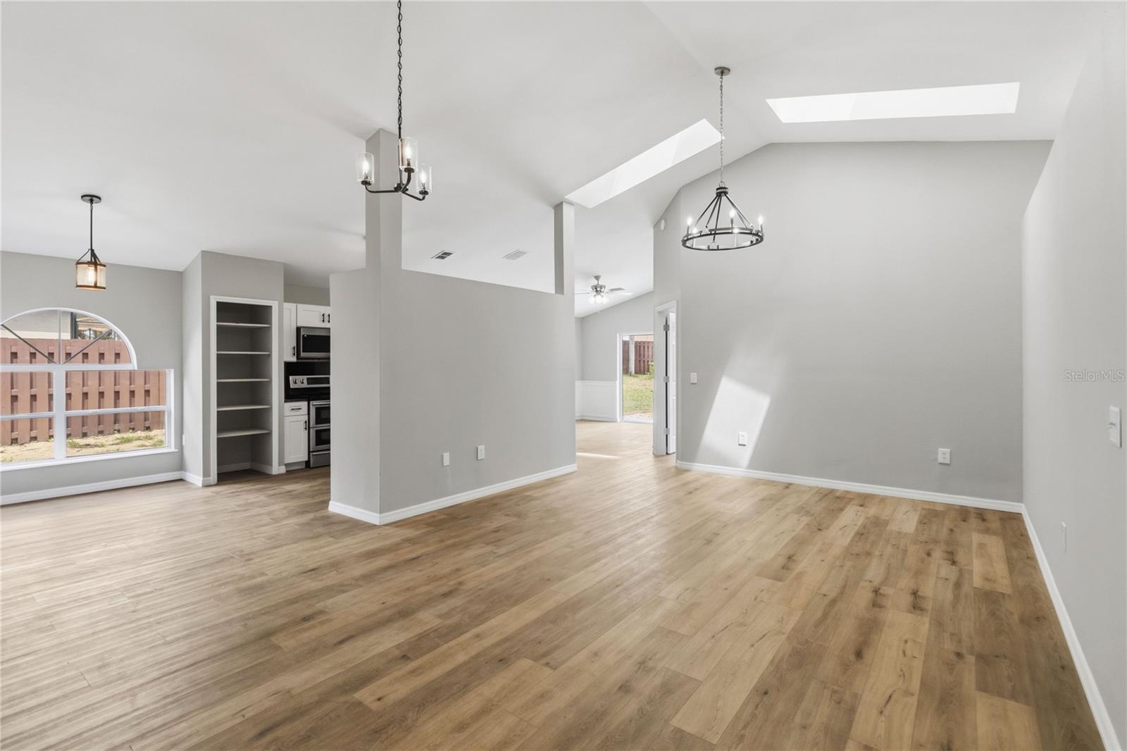 SUNRIDGE WOODS PH 03 - Residential