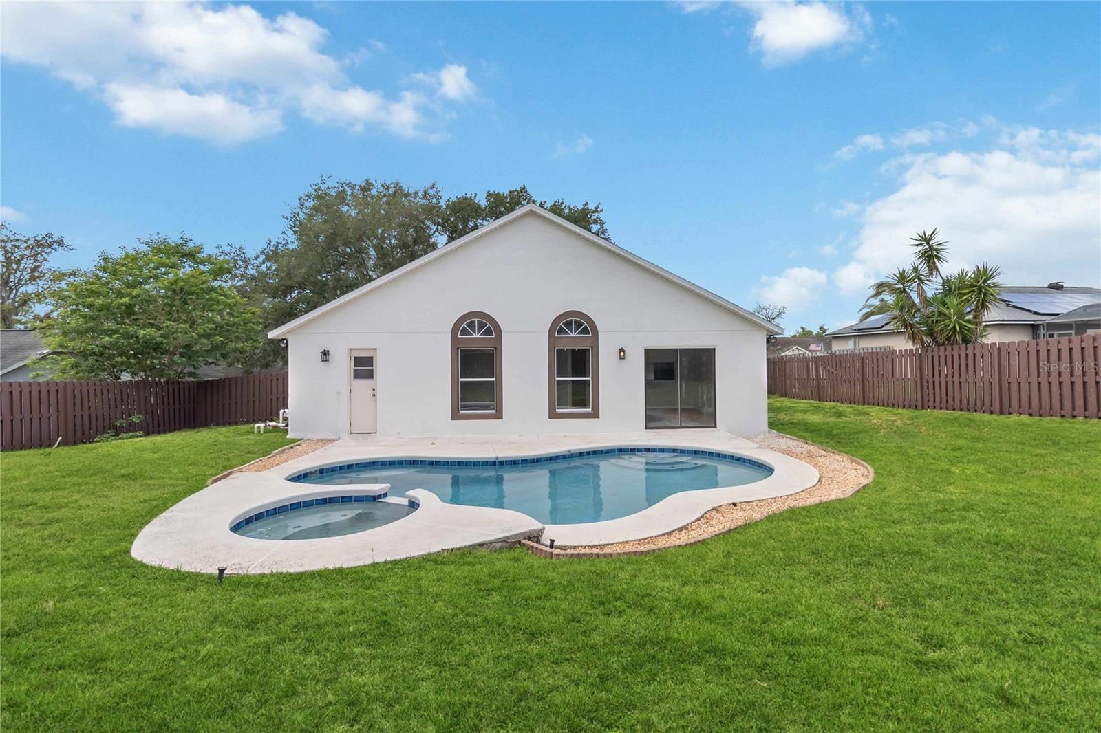 SUNRIDGE WOODS PH 03 - Residential