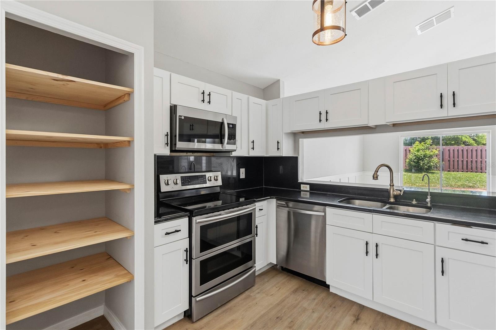 SUNRIDGE WOODS PH 03 - Residential