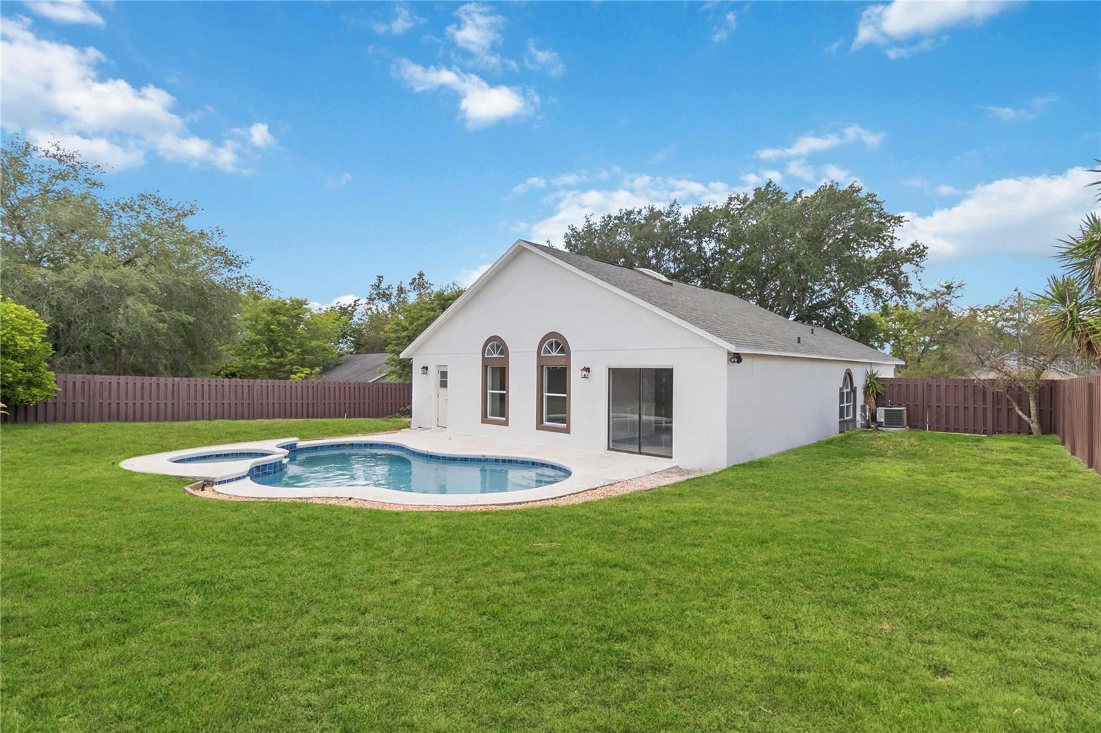 SUNRIDGE WOODS PH 03 - Residential