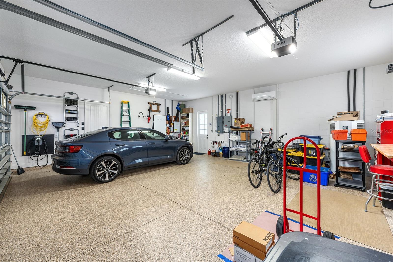 CANDLER HILLS - Residential Lease