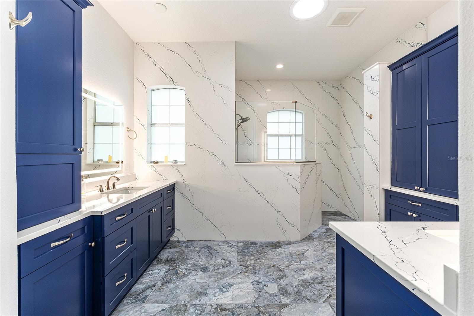CANDLER HILLS - Residential Lease