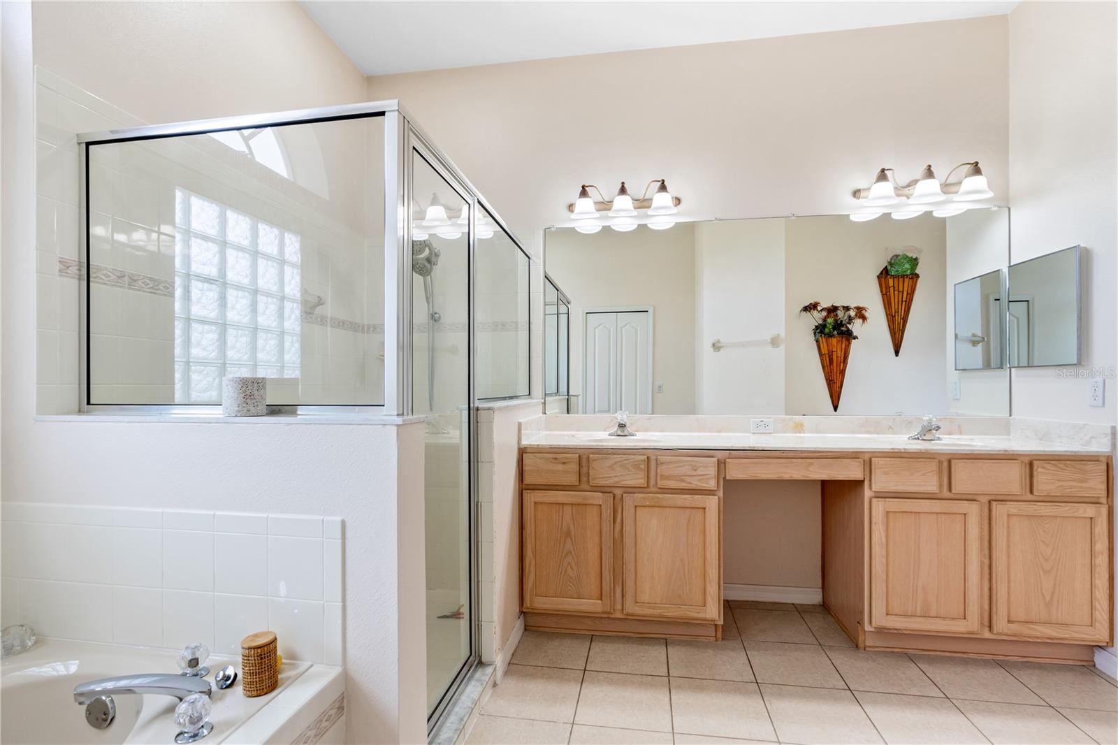 SUNRISE OAKS PUD PHASE II - Residential