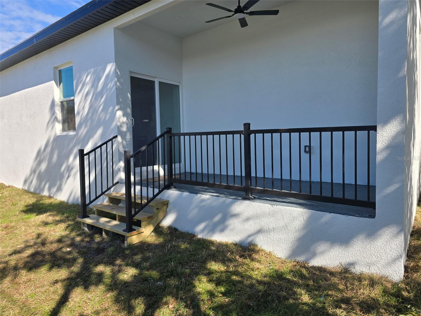 NEW ATHENS CITY - Residential