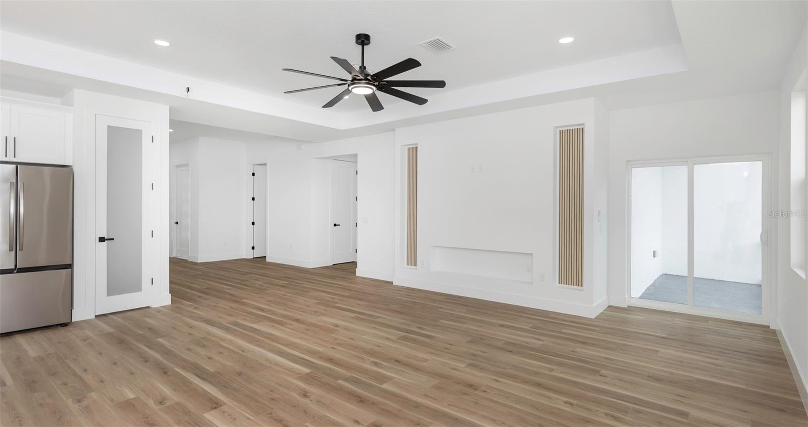 NEW ATHENS CITY - Residential