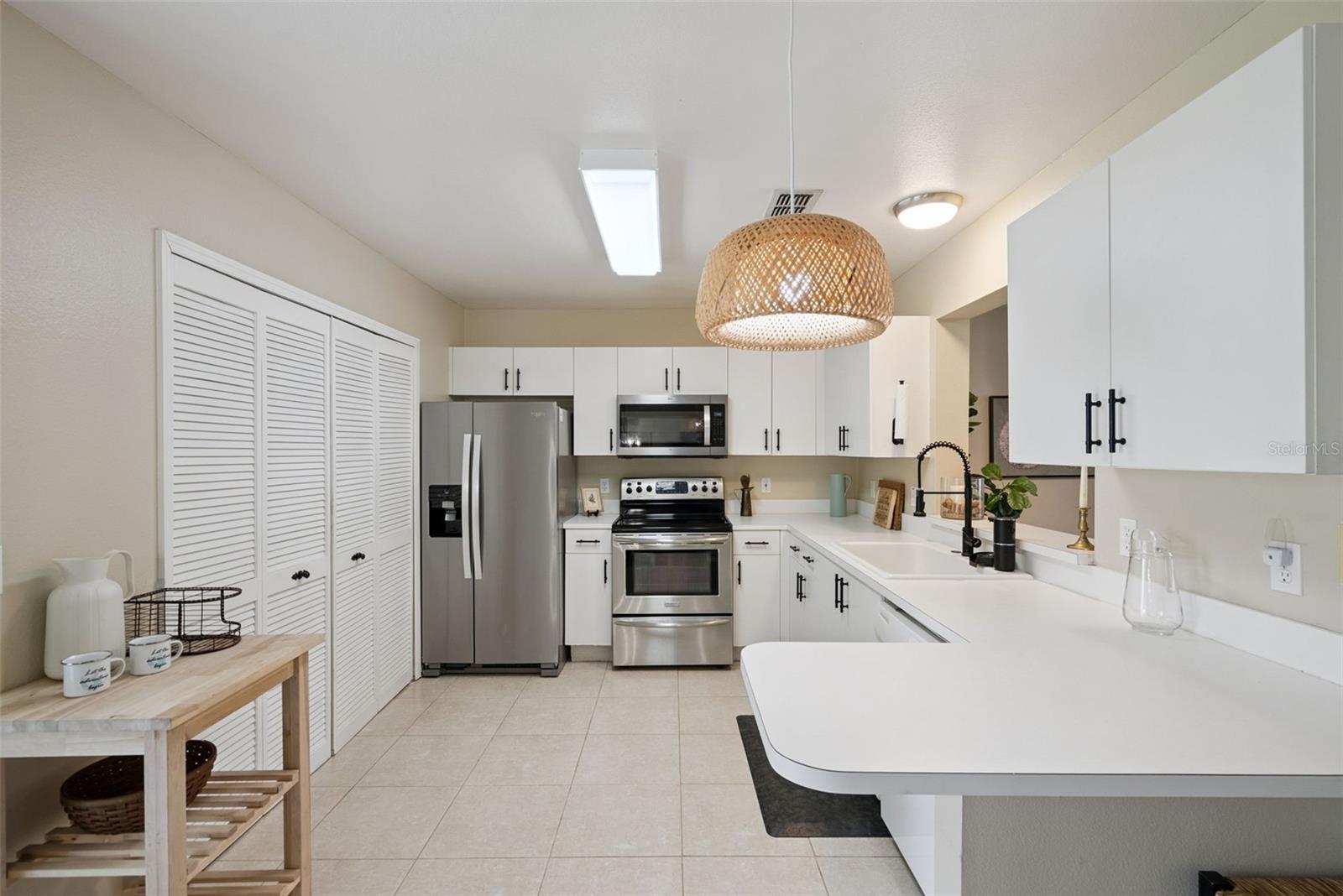 12192 SHADY SPRING WAY