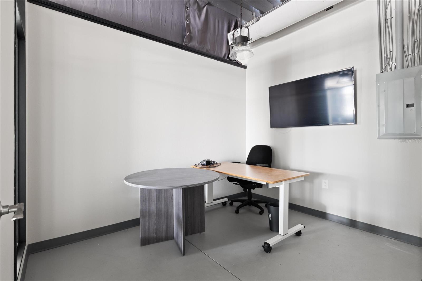 SAFFORDS A P K - Commercial Lease