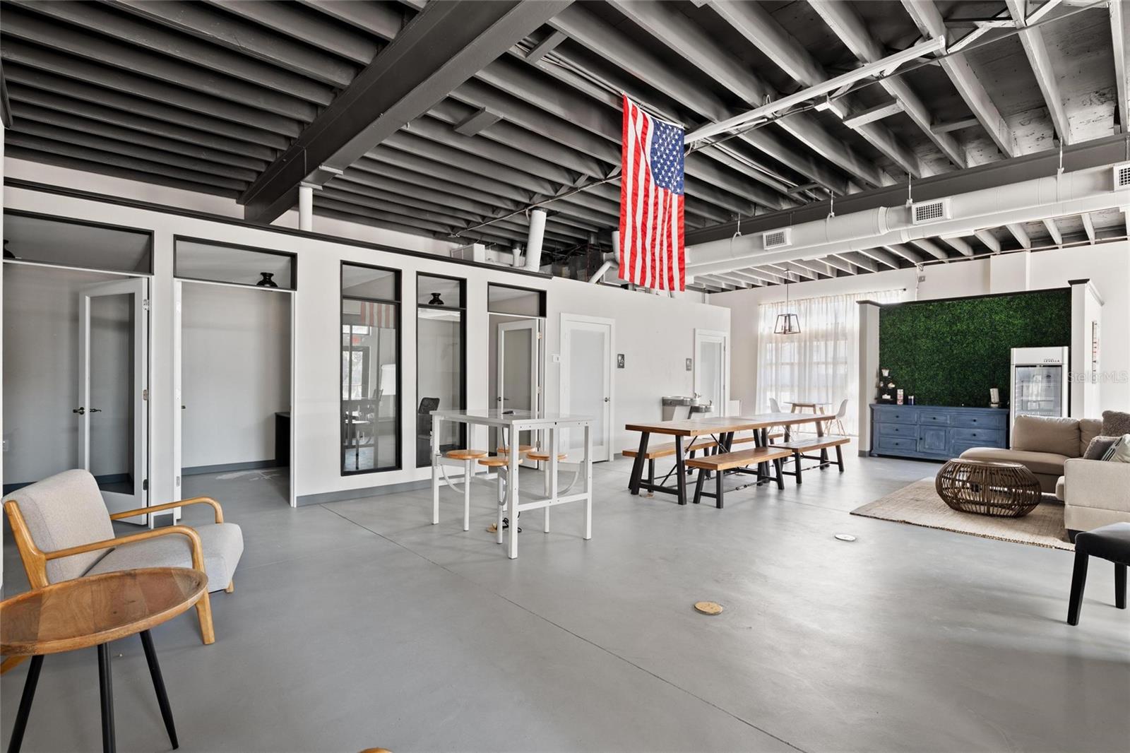 SAFFORDS A P K - Commercial Lease