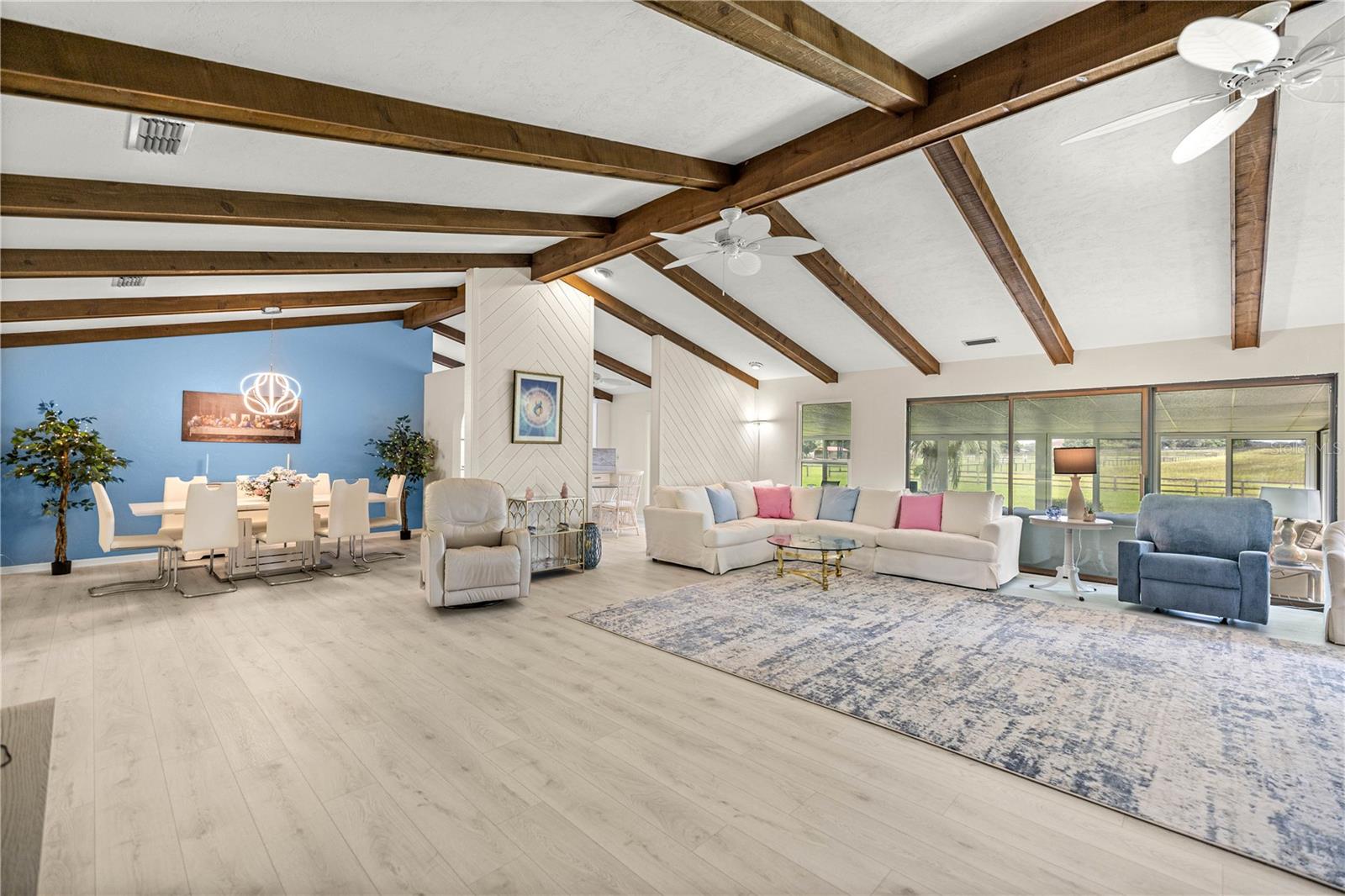 HICKORY MEADOWS - Residential