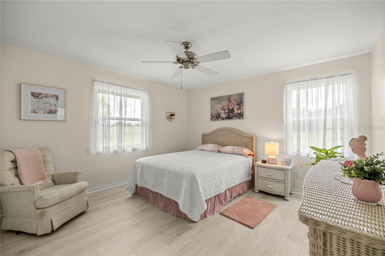 HICKORY MEADOWS - Residential