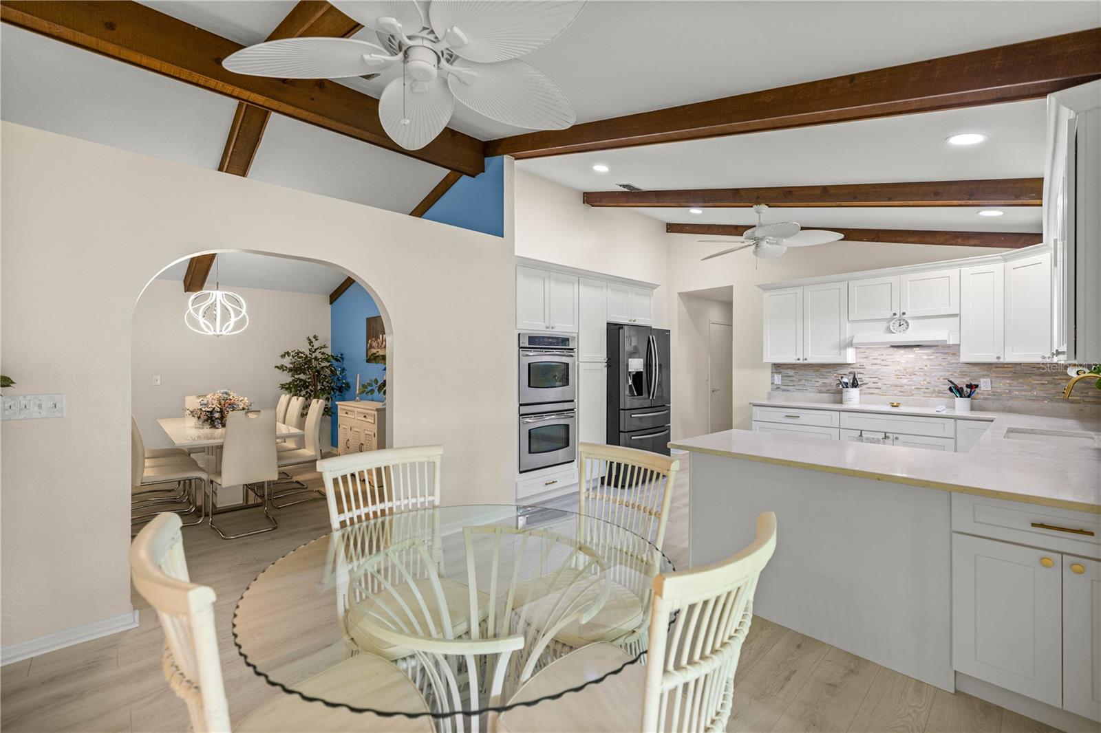 HICKORY MEADOWS - Residential