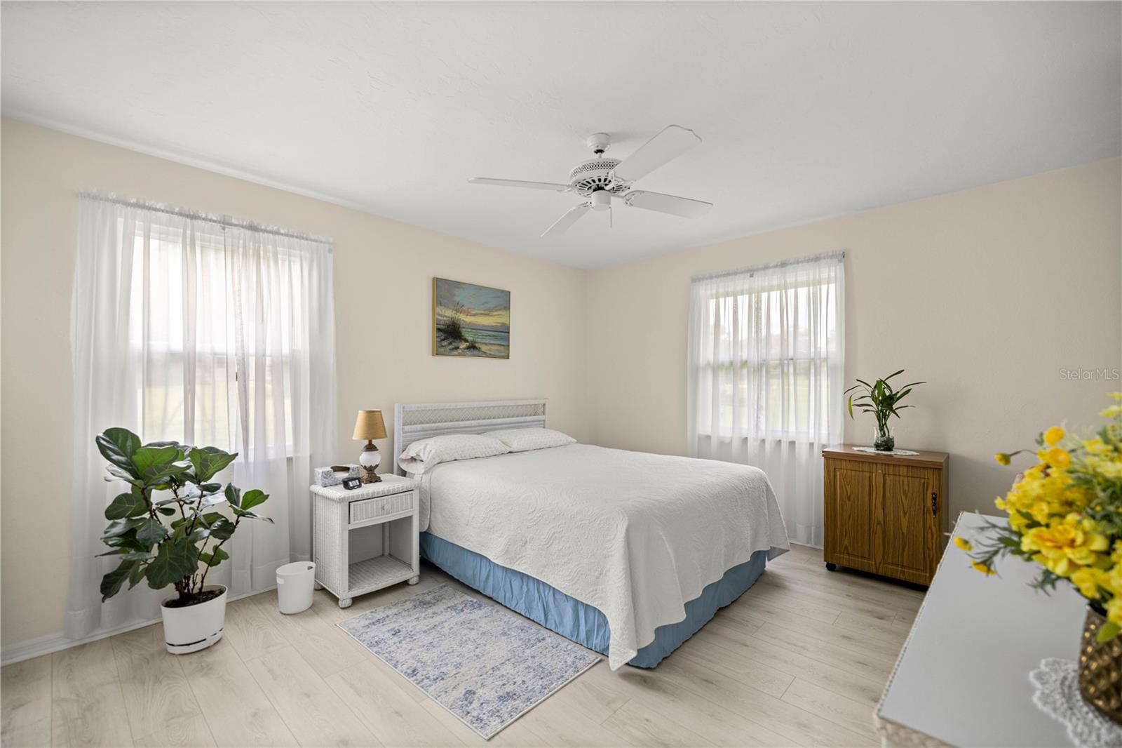HICKORY MEADOWS - Residential